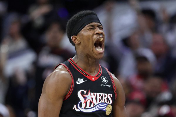 网上在线炒股配资 提速真快！埃奇库姆反击接球单臂劈扣打停凯尔特人